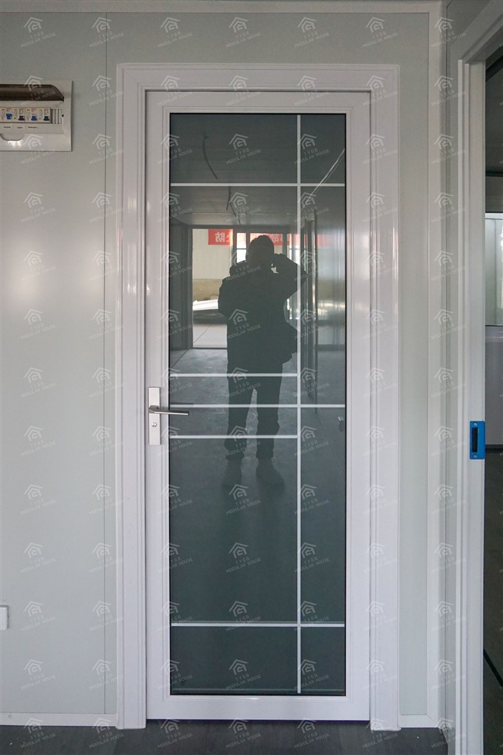 Large 2 Bedroom Mobile Home